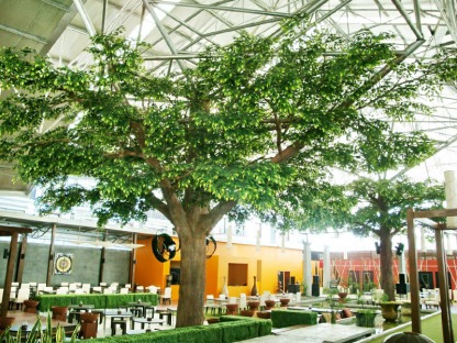 ต้นไม้ปลอมตกแต่งร้านค้า ศูนย์การค้า - ต้นไม้ปลอมตกแต่งร้านค้า ศูนย์การค้า - ธนพล ต้นไม้ประดิษฐ์ โทร 085-830-298
