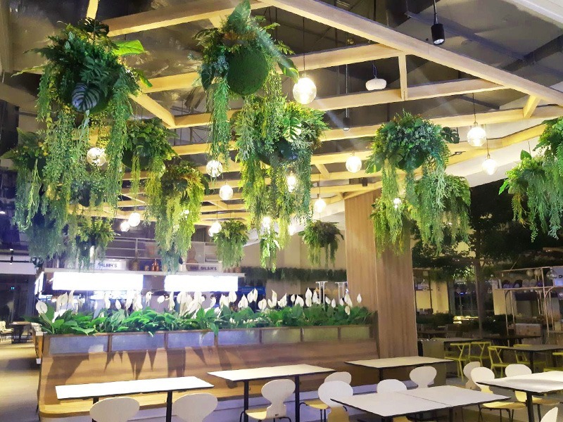 ต้นไม้ปลอมแขวนกระถาง